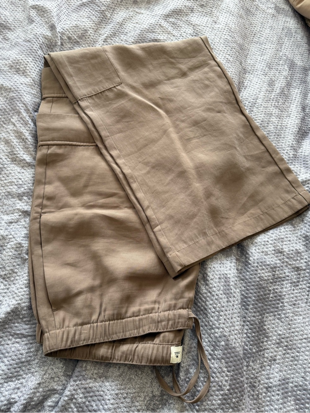 Abercrombie & Fitch Neutral Taupe Wide-Leg Cargo Pants Size M - Picture 8 of 8